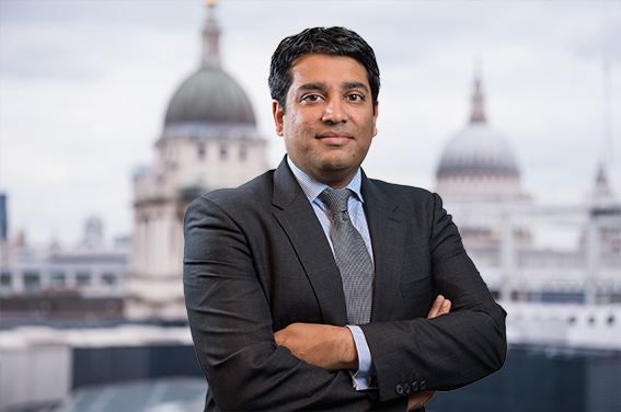 London backdrop headshot