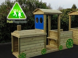 https://www.peakplaygrounds.co.uk/ website