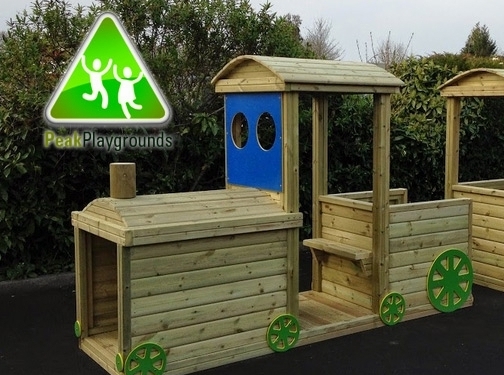 https://www.peakplaygrounds.co.uk/ website