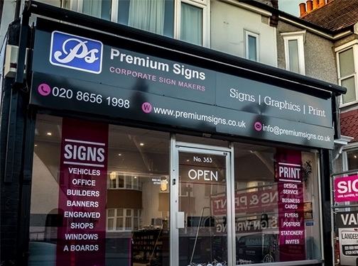 https://www.premiumsigns.co.uk/signage-london/ website